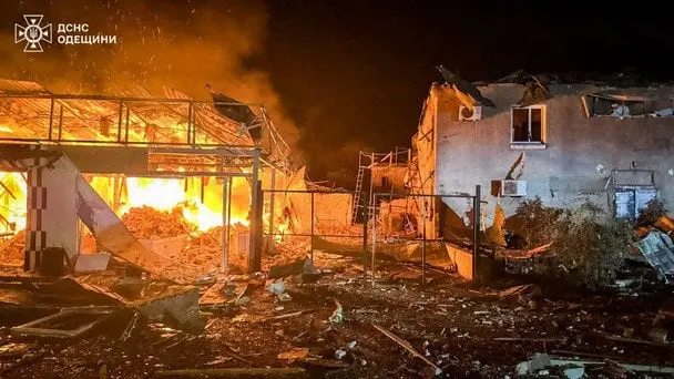 Нічна атака РФ на Одещину: що відомо про жертв і руйнування