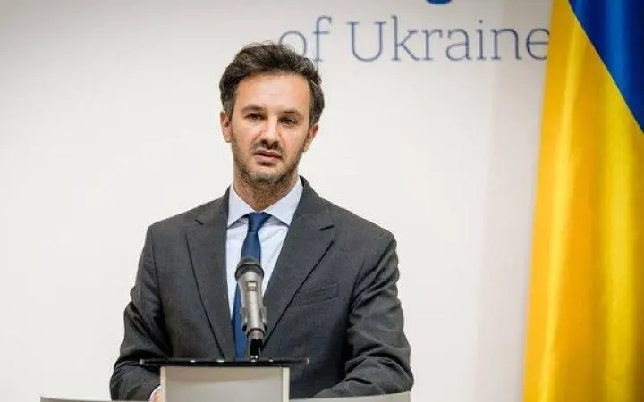 У МЗС відповіли угорському посадовцю, який пропонував Україні віддати території для "миру"