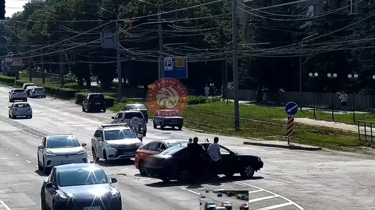 ДТП у Вінниці: Volkswagen зніс Hyundai