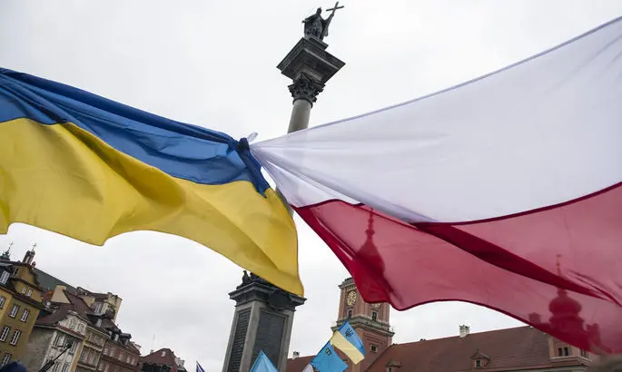 &quot;Только совместные действия гарантируют безопасность&quot;. Зеленский предложил помощь Польше после ночного обстрела