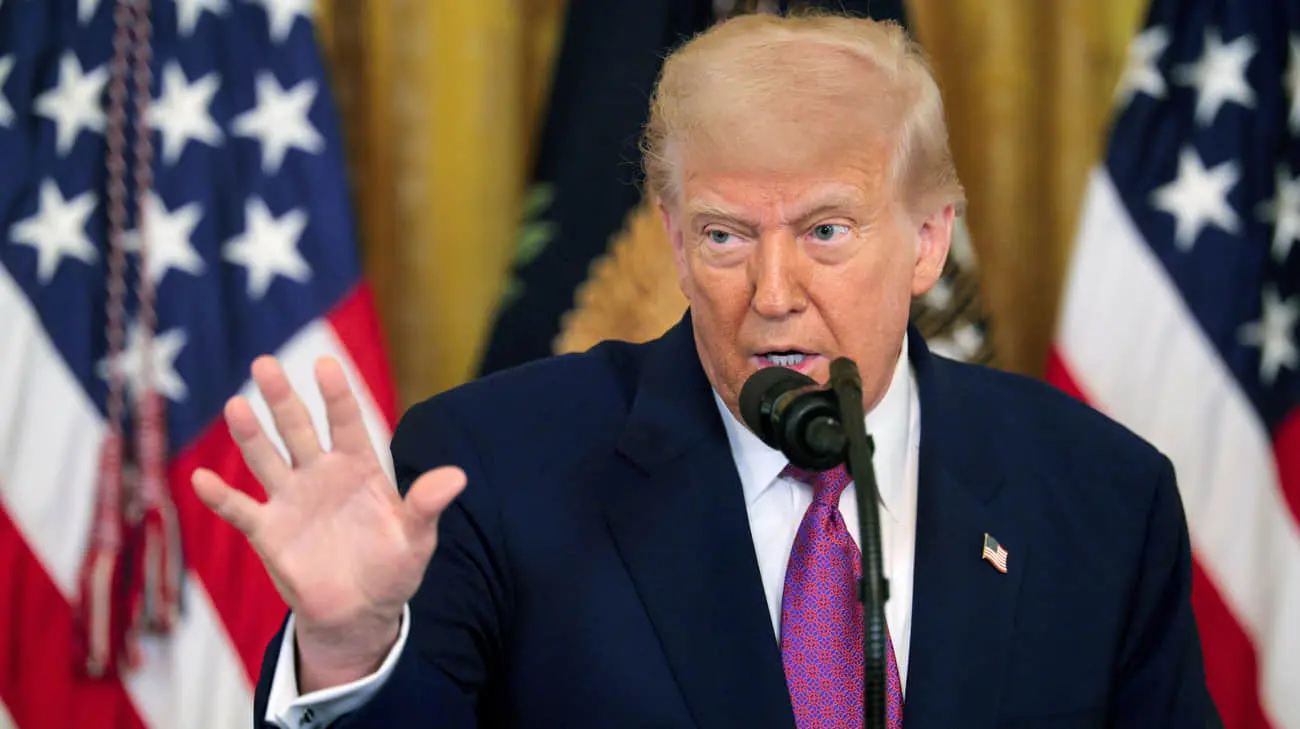 Axios дізналось, що Трамп розглядає можливість удару по ядерних об&#700;єктах Ірану