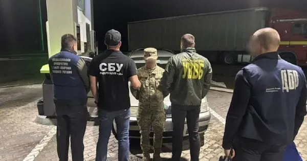 На Закарпатті за хабарі від ухилянтів затримали двох прикордонників