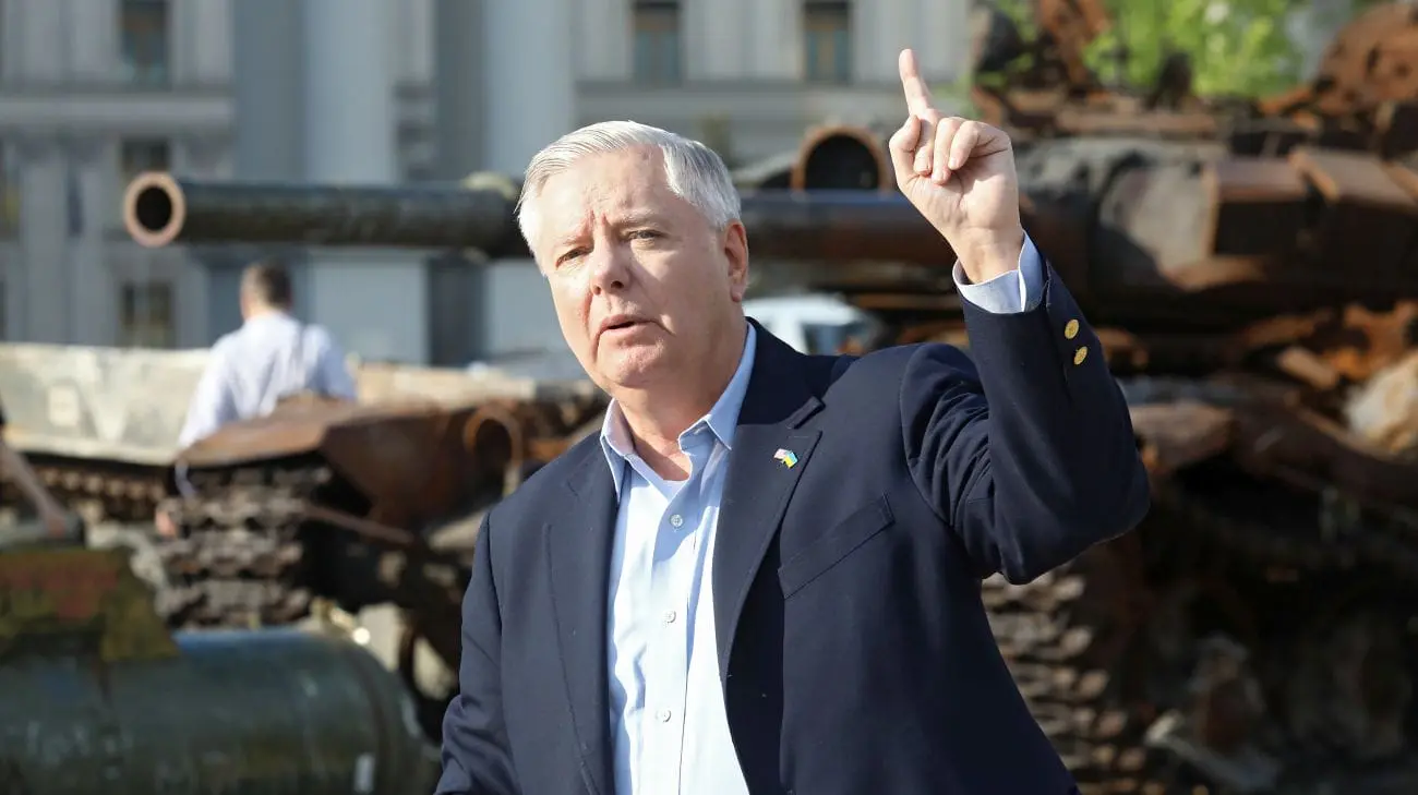 Сенатор Грем заявив, що Трамп підтримав законопроєкт про санкції проти РФ, але "послаблений"