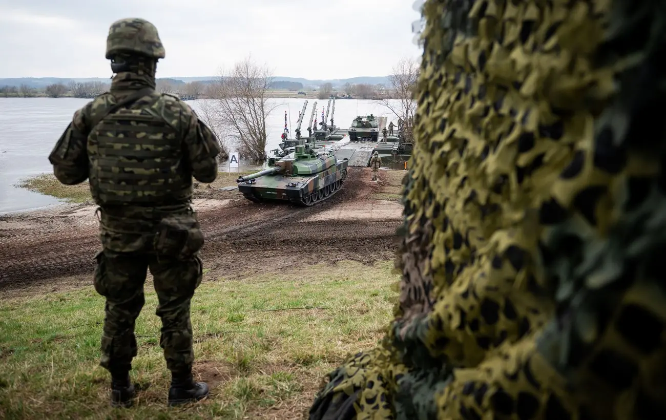 Витрати членів НАТО на оборону в 10 разів перевищать військовий бюджет Росії