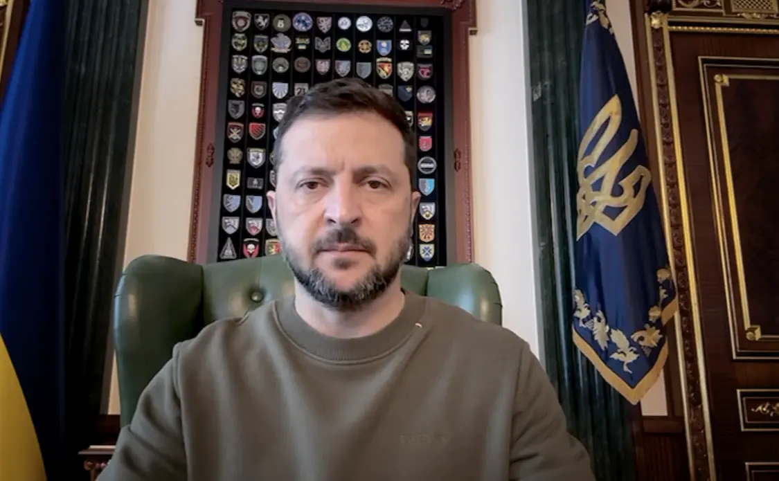 «Дарувати свою землю окупанту українці не будуть»: Зеленський записав ранкове звернення. ВІДЕО