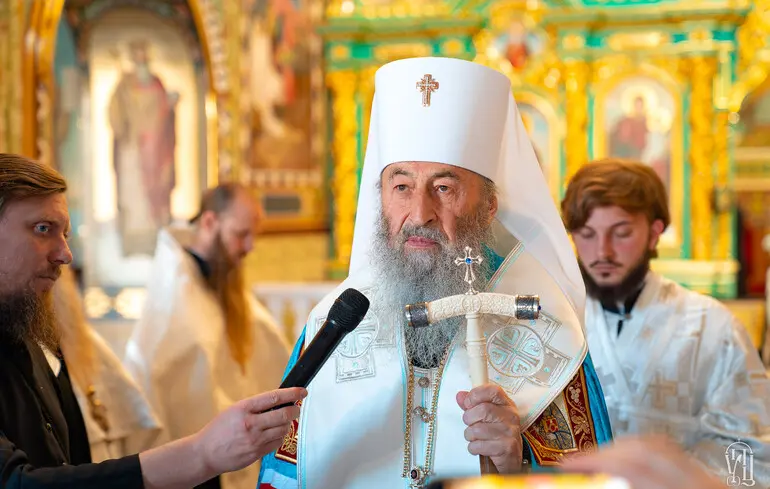 Зеленський позбавив митрополита УПЦ МП Онуфрія українського громадянства – СБУ