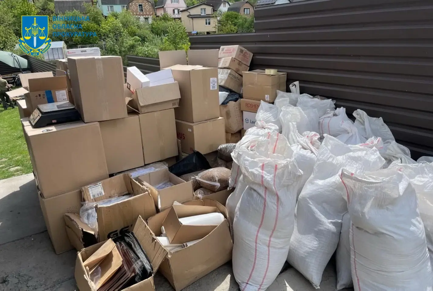 Вилучено 2,5 тонни тютюну: у Вінницькій області припинили канал