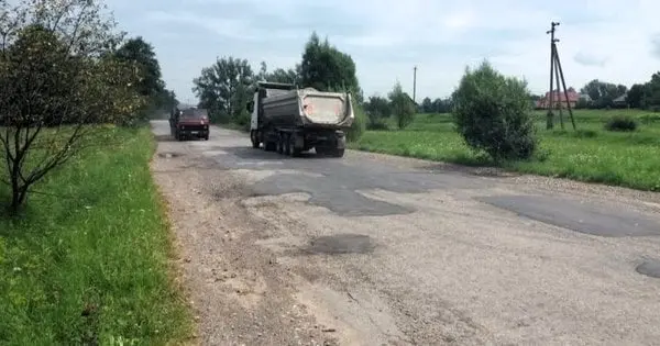 На Прикарпатті за понад 2 млрд грн відремонтують 23 км дороги