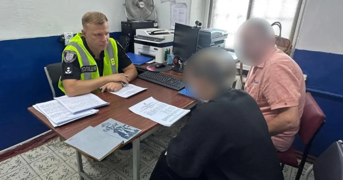 На Вінниччині керівницю благодійної організації та її спільника підозрюють в продажі гуманітарних авто
