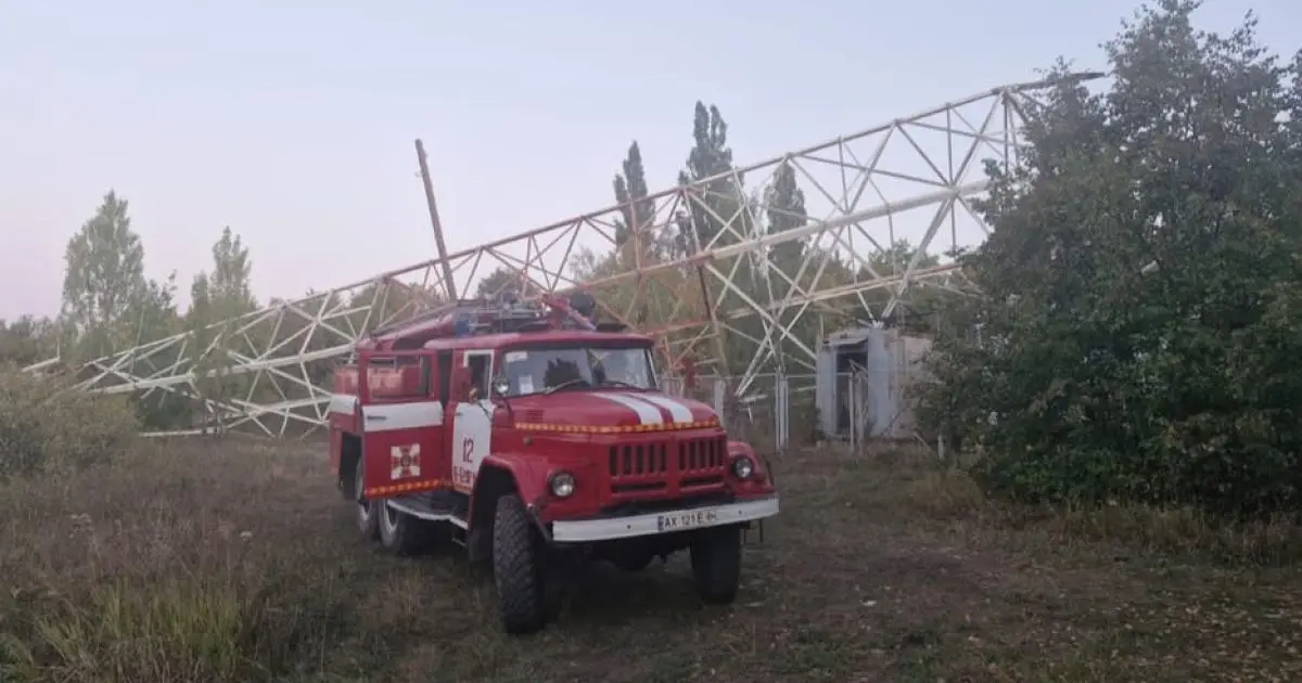 На Харківщині ворожі дрони поранили двох людей та знищили телевежу