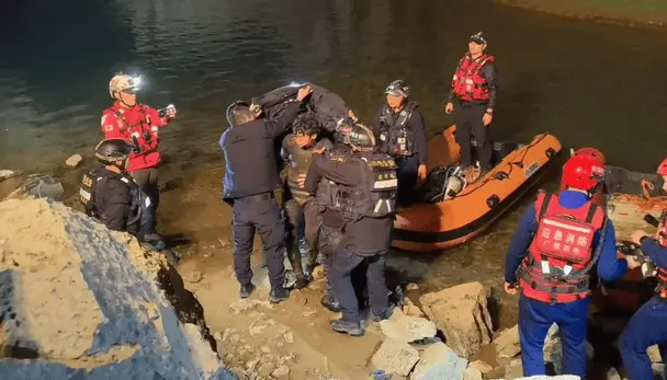 Дайвер вижив після 5 днів у підводній пастці: як йому це вдалося (фото)
