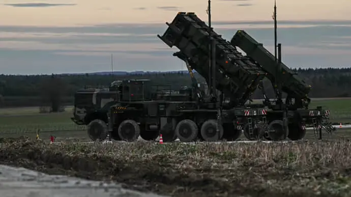 Мерц: Німеччина готова придбати у США Patriot для України
