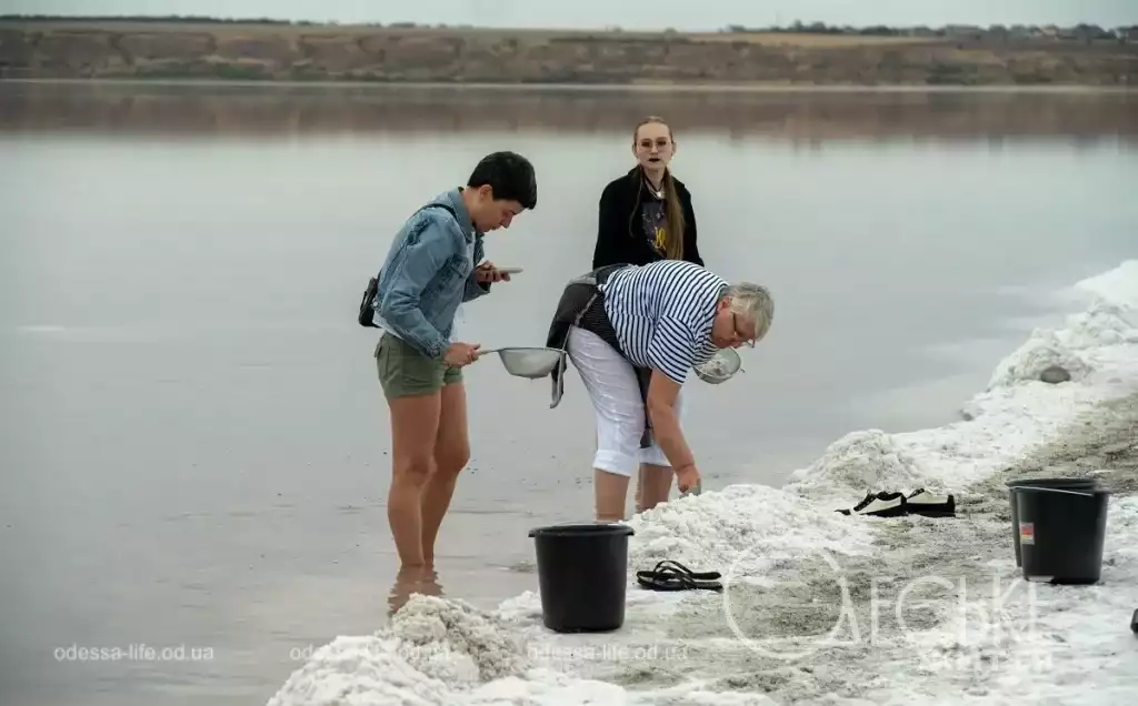 Як одесити Куяльник рятували (фоторепортаж)