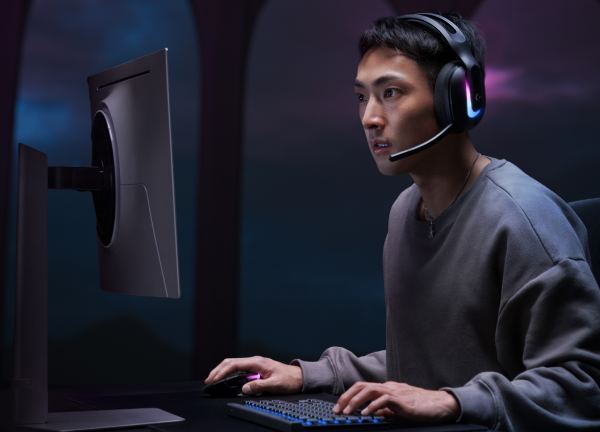 Logitech представила в Україні геймерські навушники G522