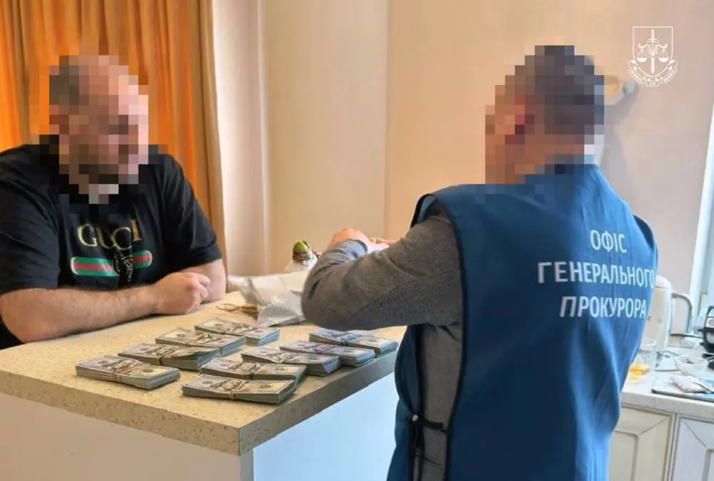 У справі про виведення майна збанкрутілого харківського банку ще дві підозрювані – ДБР (відео)
