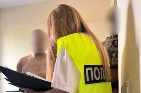 Дитяча порнографія та шантаж: на Вінниччині чоловік вимагав інтимні фото у малолітньої