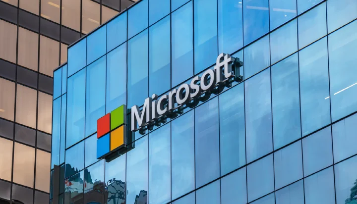 Витік даних Microsoft: скільки заробляють розробники та керівництво