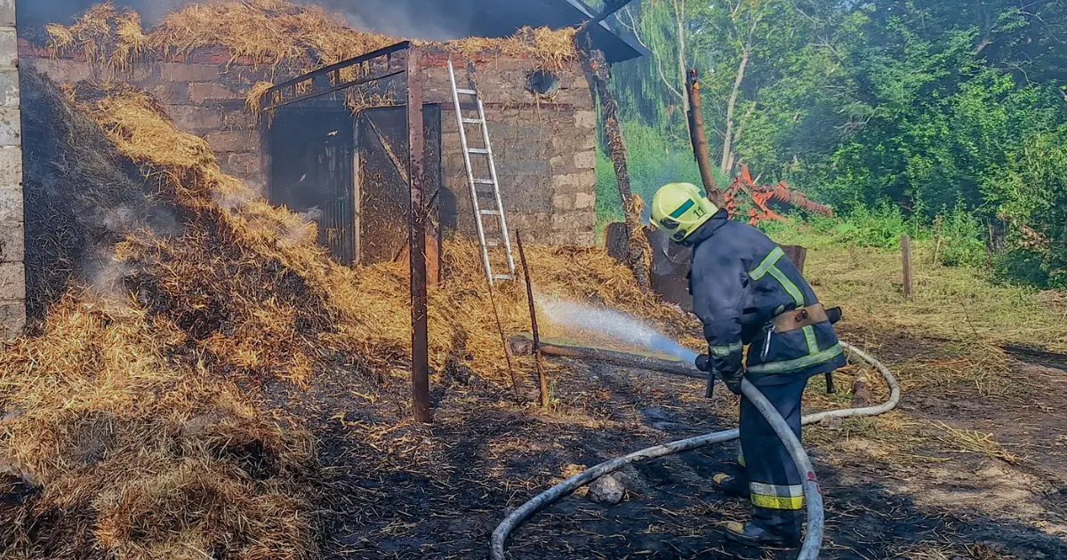 На Вінниччині минулої доби рятувальники ліквідували 25 пожеж