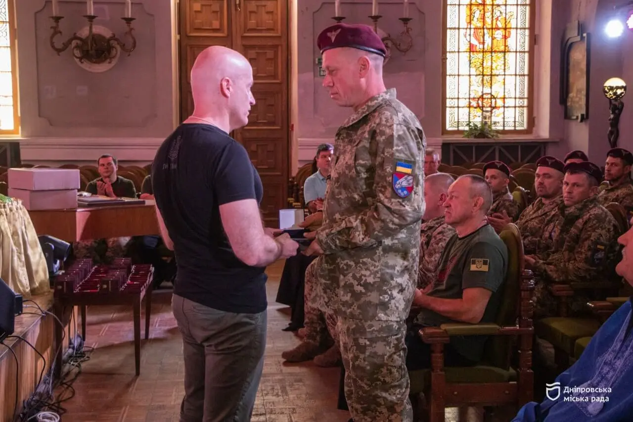 У Дніпрі відзначили бійців 25-ї бригади до Дня Незалежності