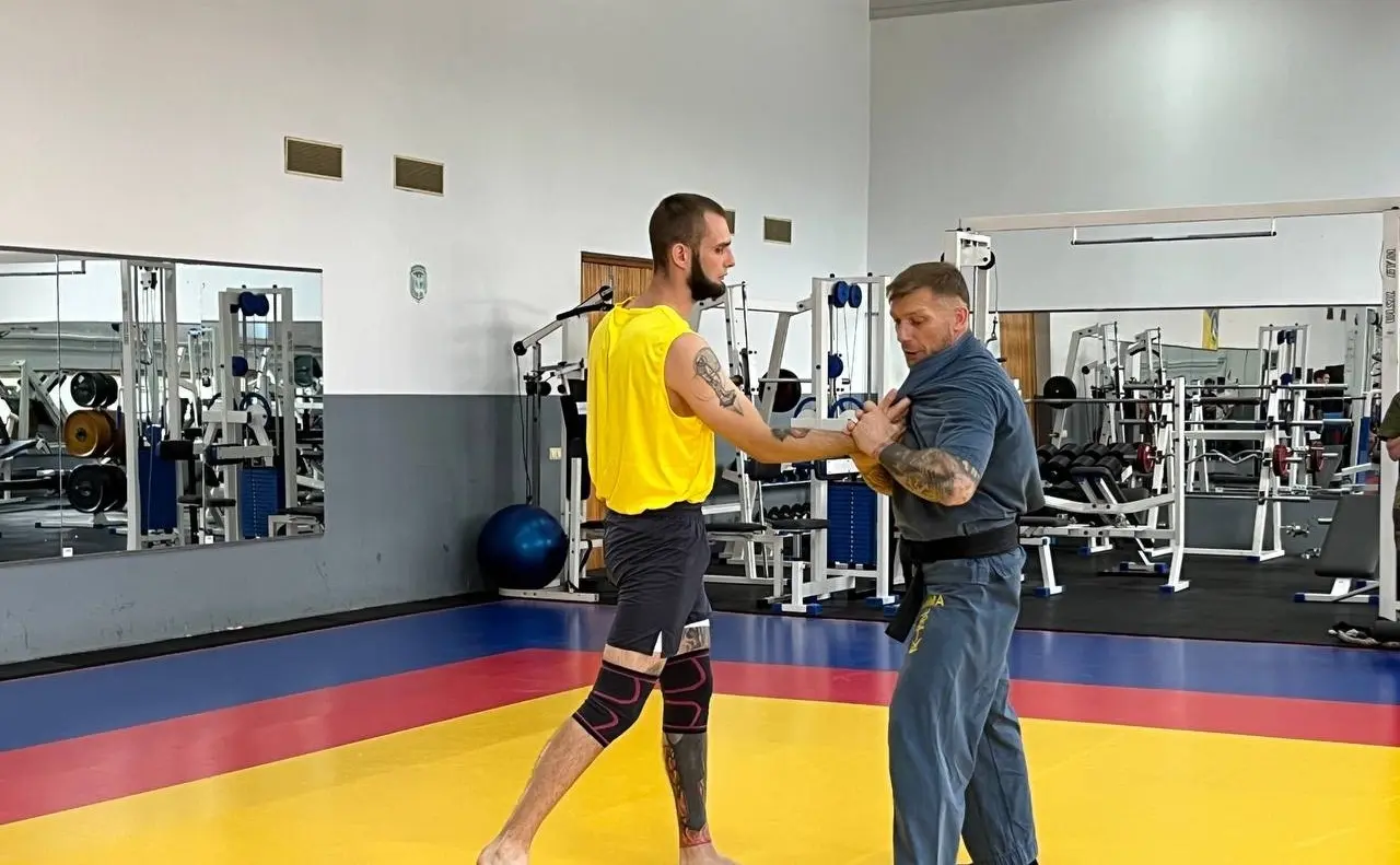Поліцейські Києва відпрацьовували навички хортингу з професійними інструкторами