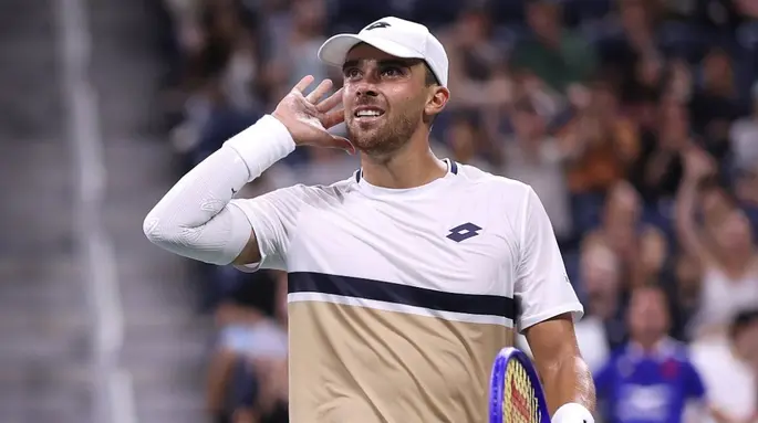 Бонзі сенсаційно переграв Медвєдєва у першому колі US Open