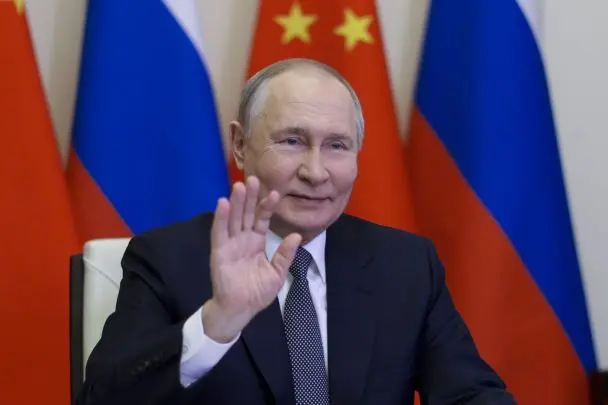 Переговори без миру: чому Путін і далі грає у “дипломатію”