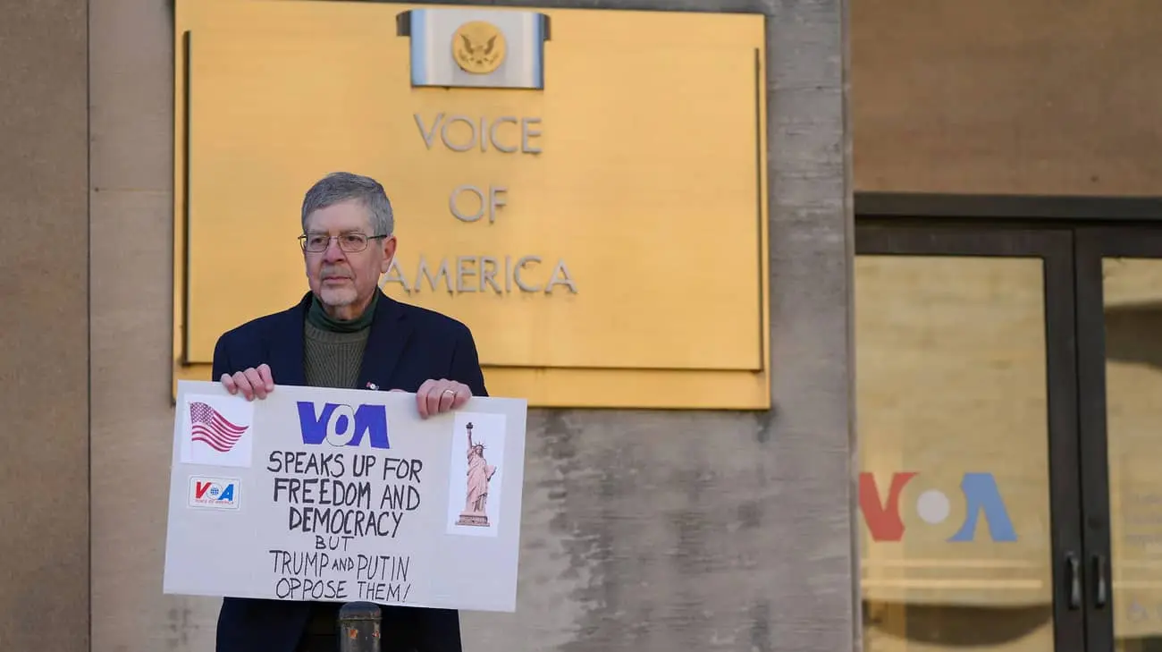 "Це тотальна лівацька катастрофа": У Трампа закликали Конгрес "вбити" "Голос Америки"