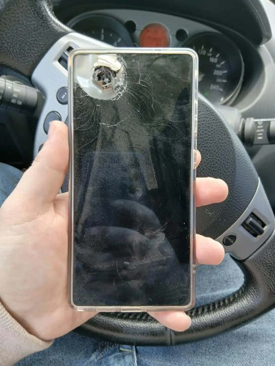 Samsung Galaxy S25 Ultra врятував життя бійцю ЗСУ