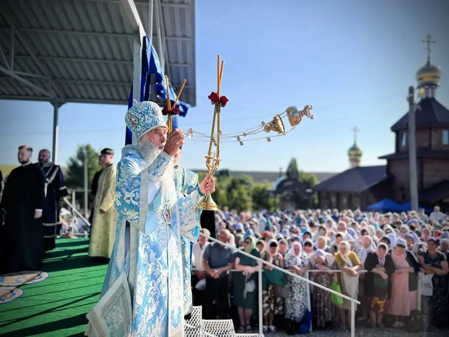 Батюшки УПЦ з кількох областей зібрались у Долині Хрестів на Вінниччині