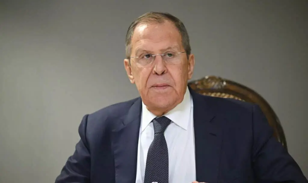 Лавров каже, що РФ не проти дво– чи тристоронніх форматів щодо України