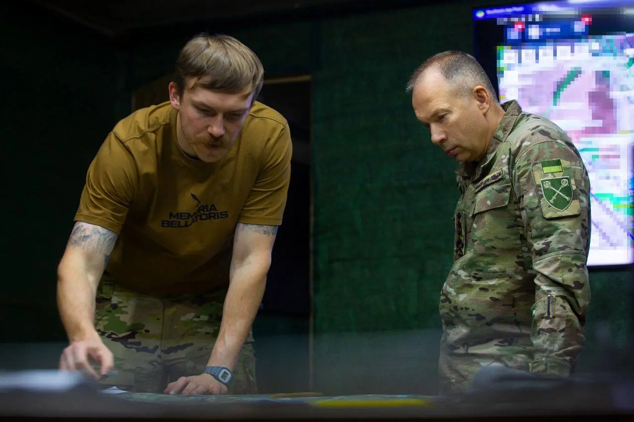Частина російських підрозділів опинились в оточенні – Сирський