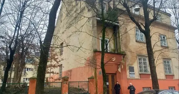 Львівська облрада продала колишню онкополіклініку на вул. Єфремова за понад 65 млн грн