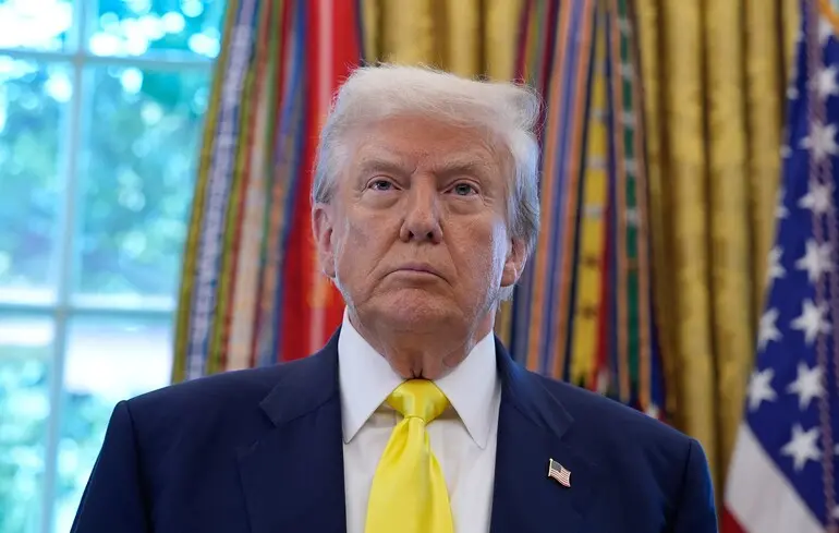 Верховний суд США дозволив Трампу звільнити єдиного демократа, що залишився у Федеральній торговій комісії — WP
