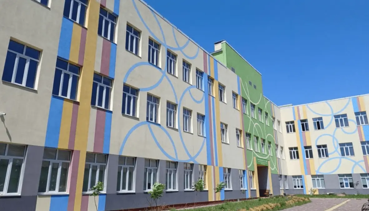 У Крюківщинському ліцеї “Лідер” відремонтують спортзалу