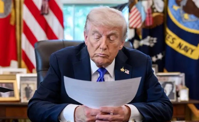 Трамп після відповіді ХАМАС на його ультиматум повірив у можливість миру на Близькому Сході