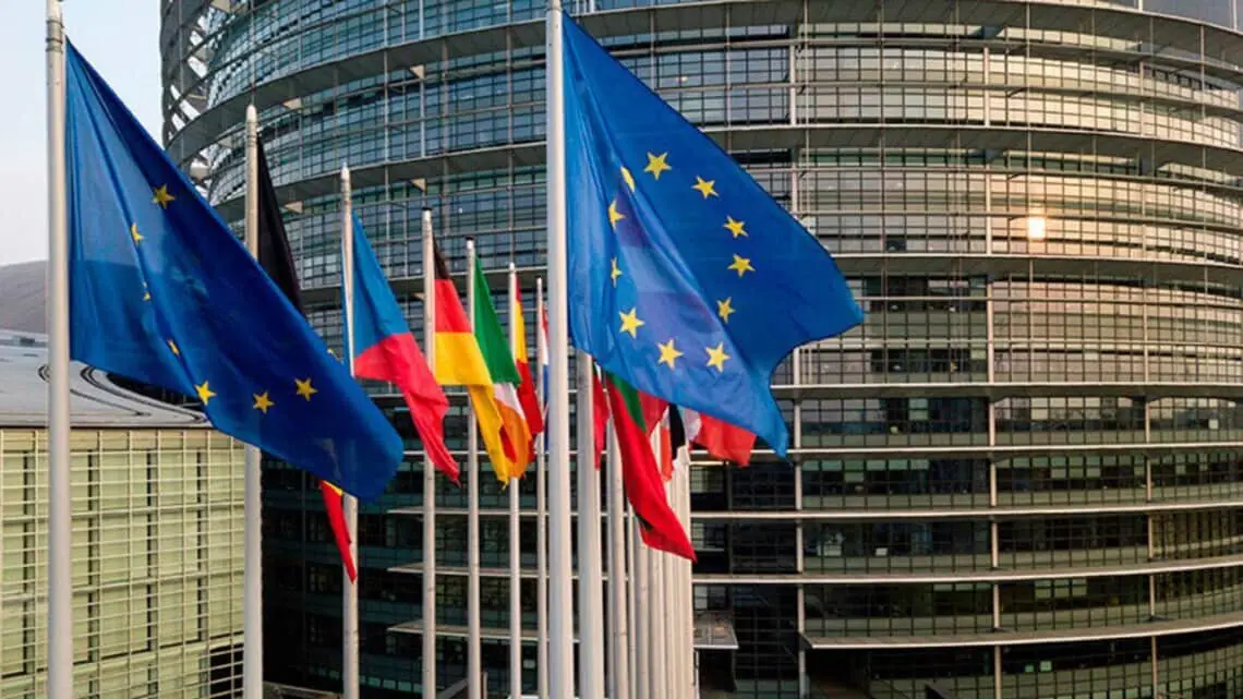 Європарламент екстрено обговорить вторгнення російських дронів у Польщу