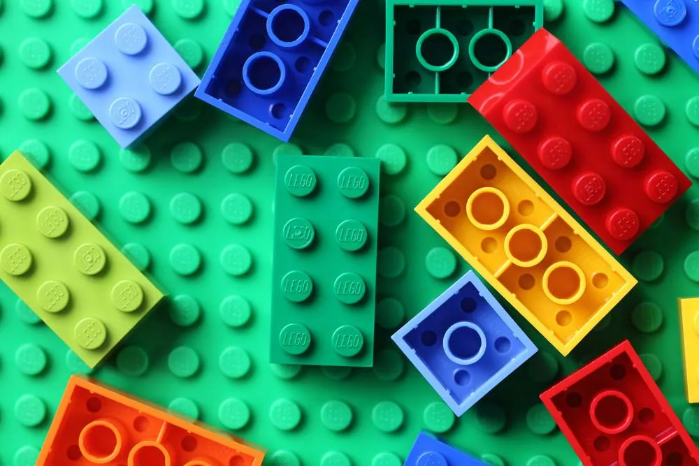 Інженер зібрав робочий 3D-принтер із Lego, моторів і Python