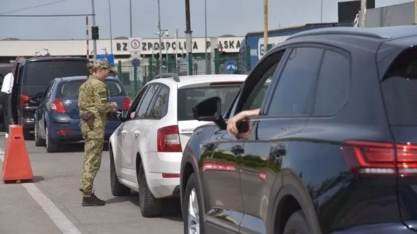 Кількість перетинів кордону зросла до рекордних показників