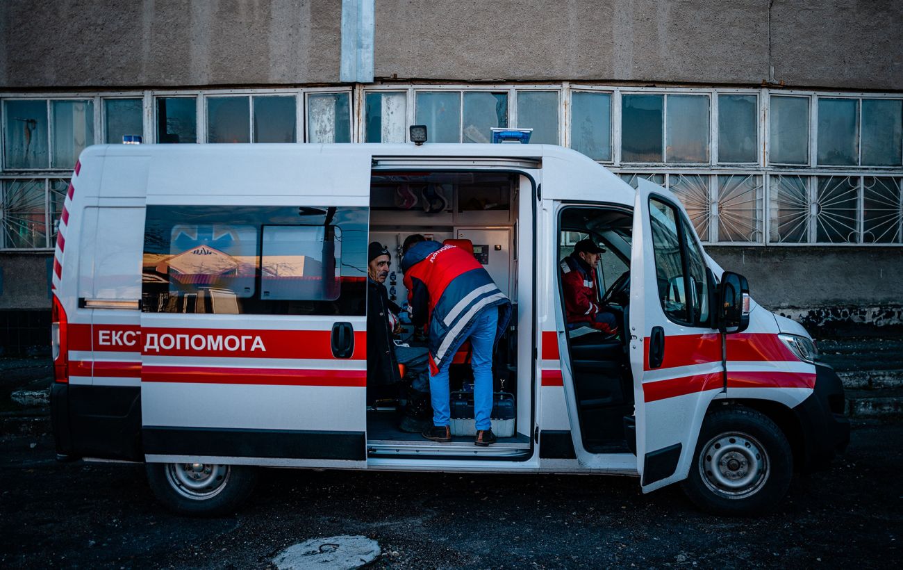 Росіяни атакували авто "Укрпошти" в Запорізькій області: поранено двох працівників