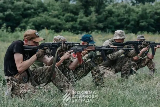 Росіяни здалися роботам: деталі безпілотної операції ЗСУ