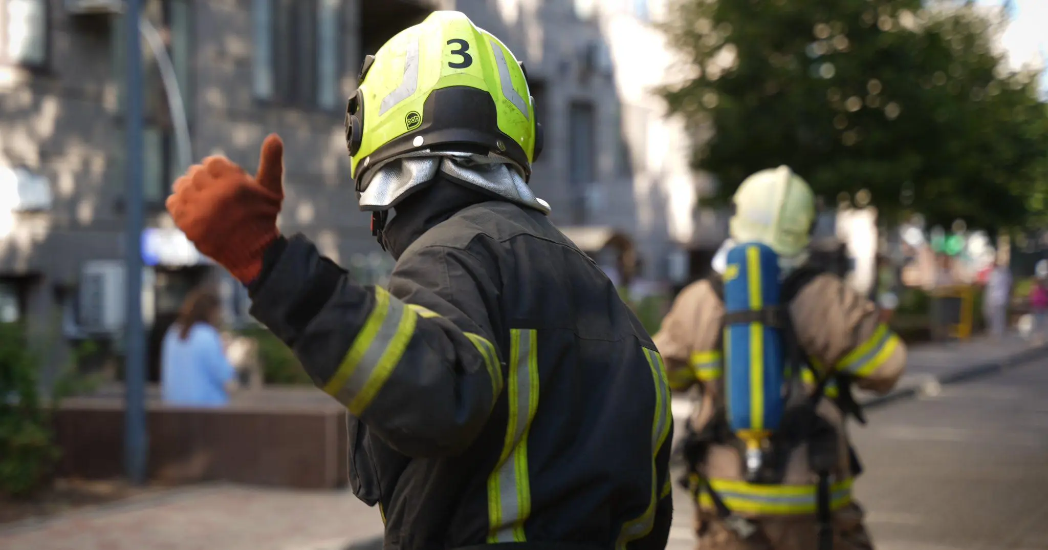 В Одесі під час пожежі врятували трьох людей, серед них дитина