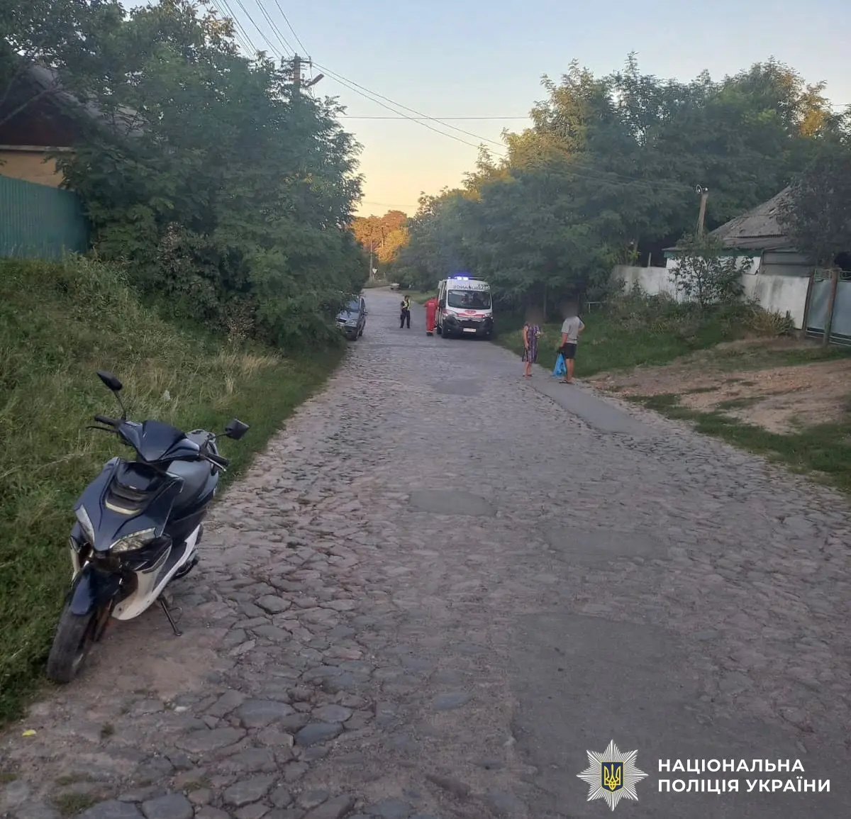 ДТП на Вінниччині: мотоцикліст збив дитину, водій Volkswagen –