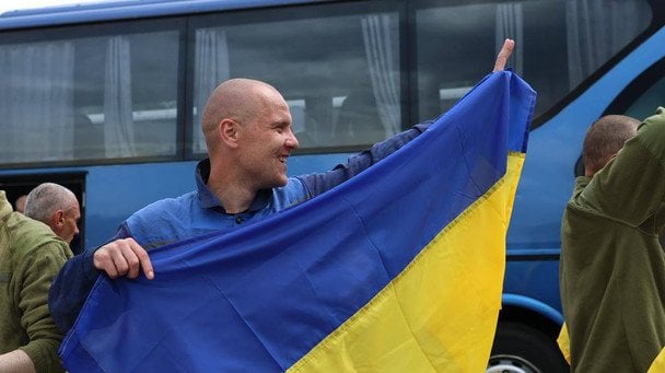 Обмін полоненими "1000 на 1000": під час другого етапу додому повернули ще кілька сотень українців