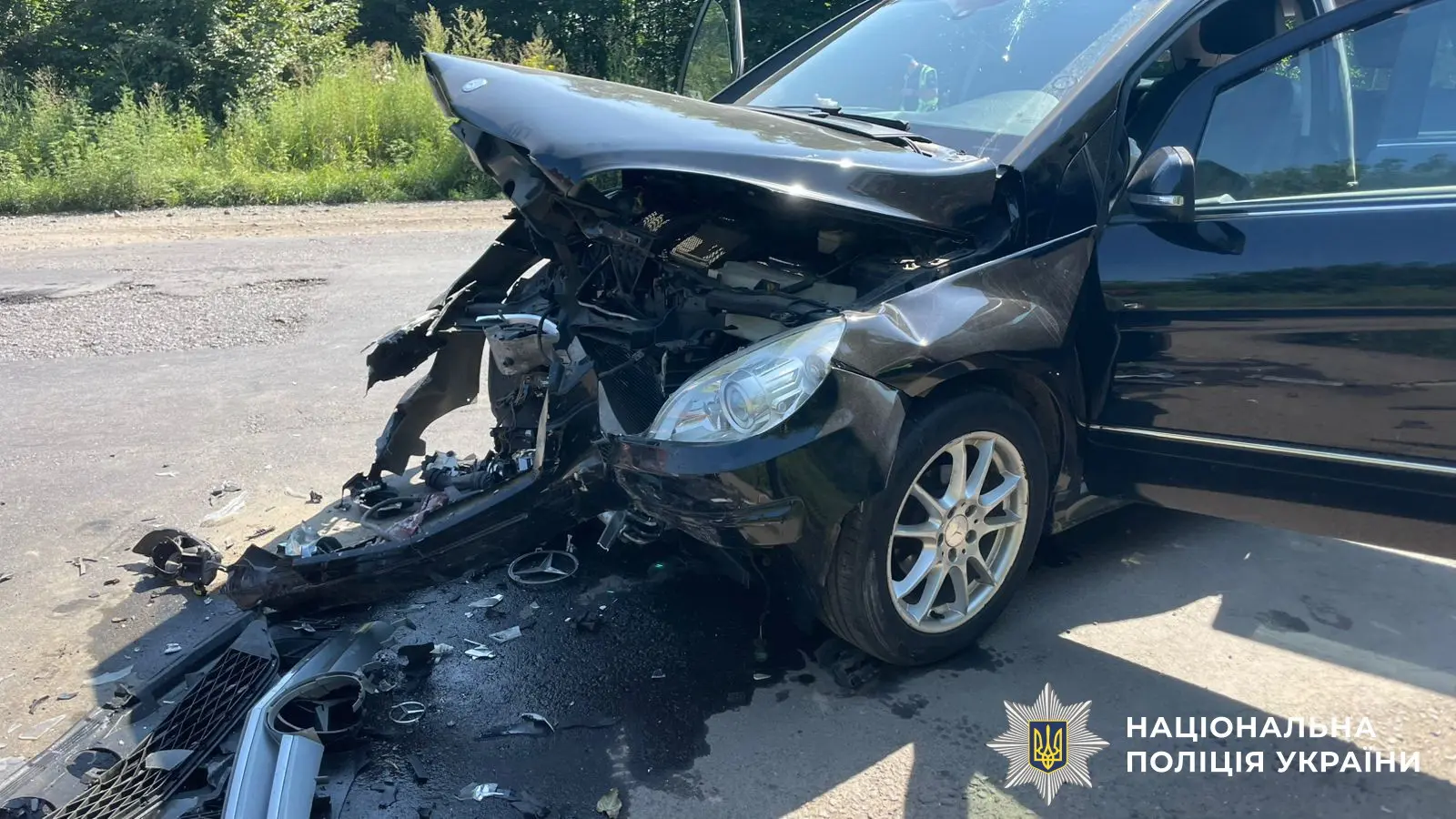 Дитина постраждала в аварії під час зіткнення двох «Мерседесів» на Вінниччині
