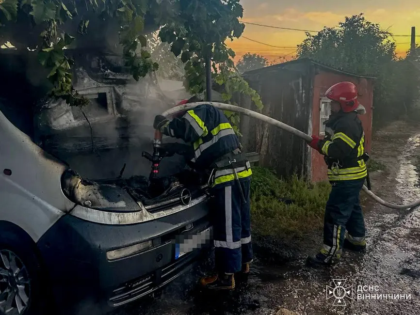 У двох громадах на Вінниччині горіли автомобілі