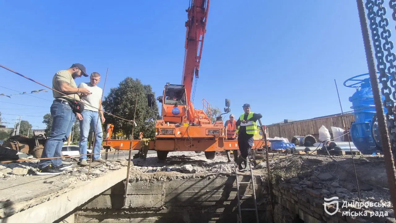 У Дніпрі триває масштабна реконструкція водопровідних мереж