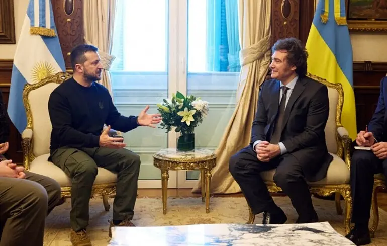 Володимир Зеленський заявив про чітку позицію України – потрібен мир і гарантії безпеки