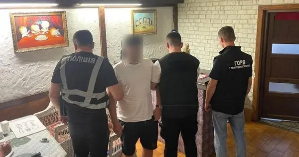 У Львові затримали переправника військовозобов'язаних за $11 тис.
