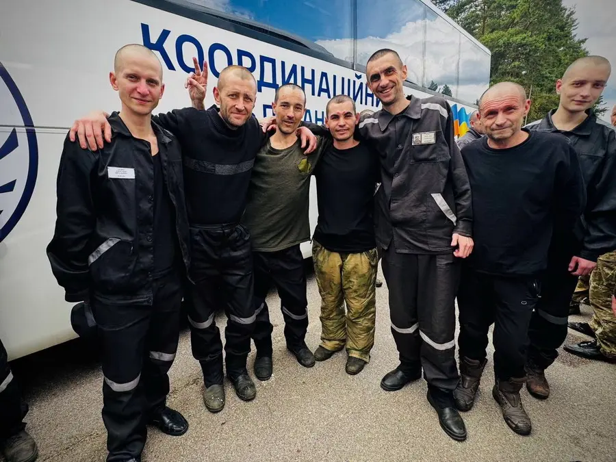 Семеро військових з Вінниччини повернулись в Україну під час обміну