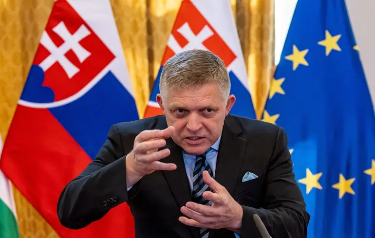Роберт Фіцо заперечує можливість для України бути у НАТО